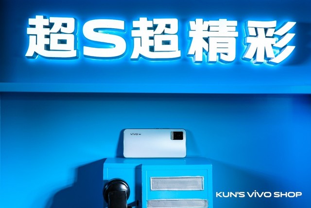 ǧΧ  vivo<a href=http://www.xmsouhu.com target=_blank class=infotextkey>ֻ</a>ꡱӪҵ 