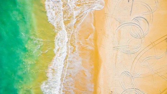 三亚海水干净吗_三亚的海和普吉岛的海哪个好_