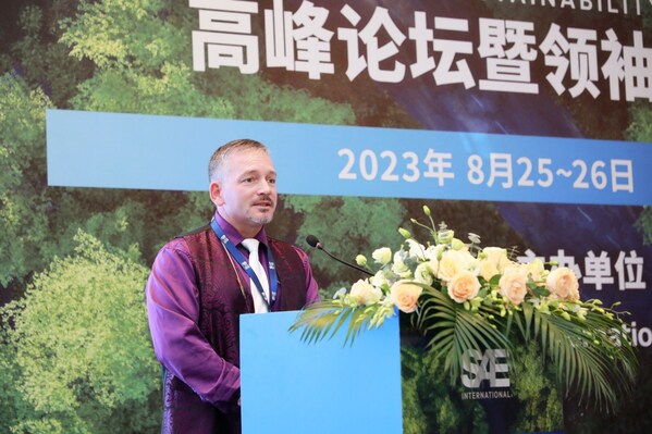 亚太经济领袖高峰论坛_上海合作组织青岛峰会开幕讲话_