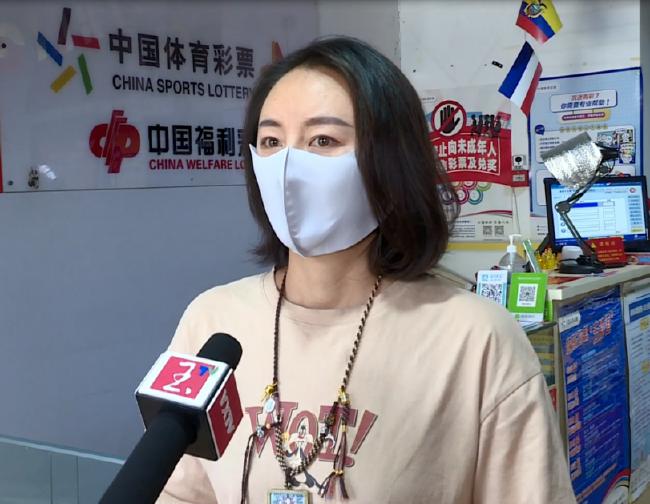 _梦见去领彩票奖金_梦见彩票中奖了自己去领奖