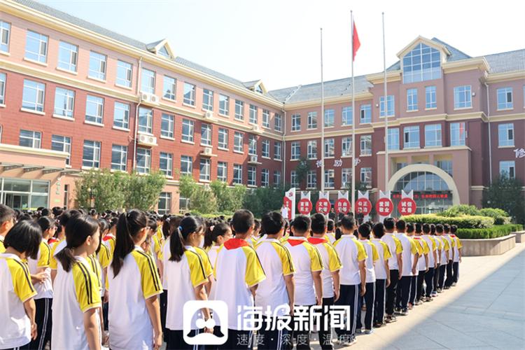 德州陵城区开展“踔厉奋发强国防勇毅前行向复兴”全民国防教育进校园活动