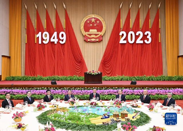 _庆祝中华人民共和国成立74周年招待会在京举行 习近平发表重要讲话_庆祝中华人民共和国成立74周年招待会在京举行 习近平发表重要讲话