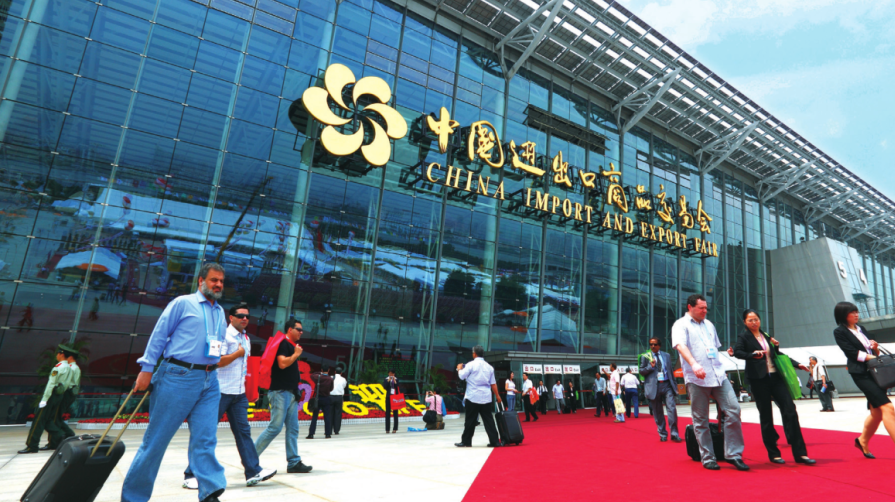 伊朗空军举行演习_韩朝举行铁路会谈_