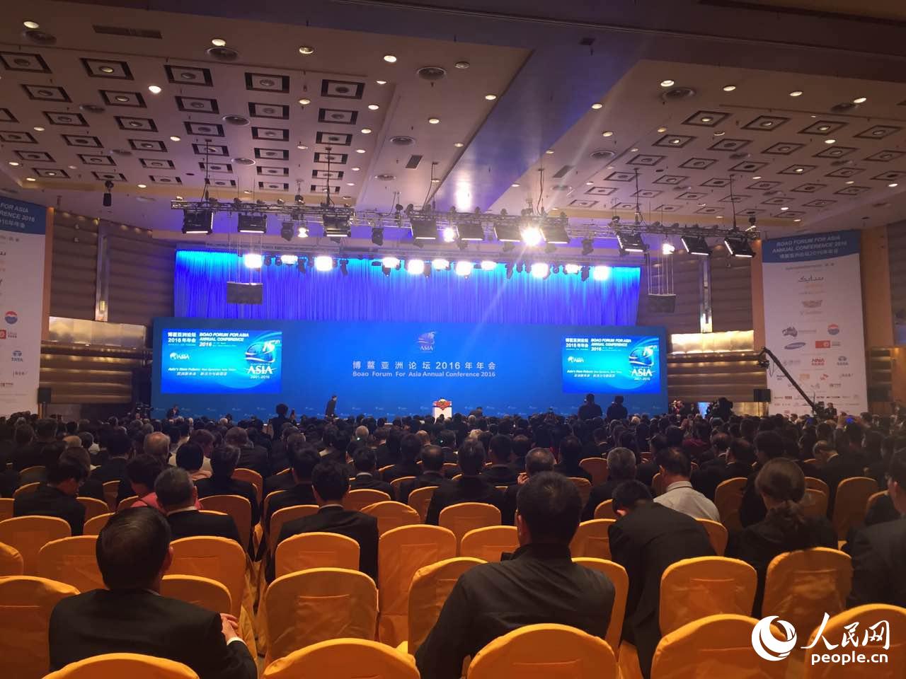 联合国秘书长与卡塔尔首相举行会谈，讨论巴以局势_联合国秘书长与卡塔尔首相举行会谈，讨论巴以局势_