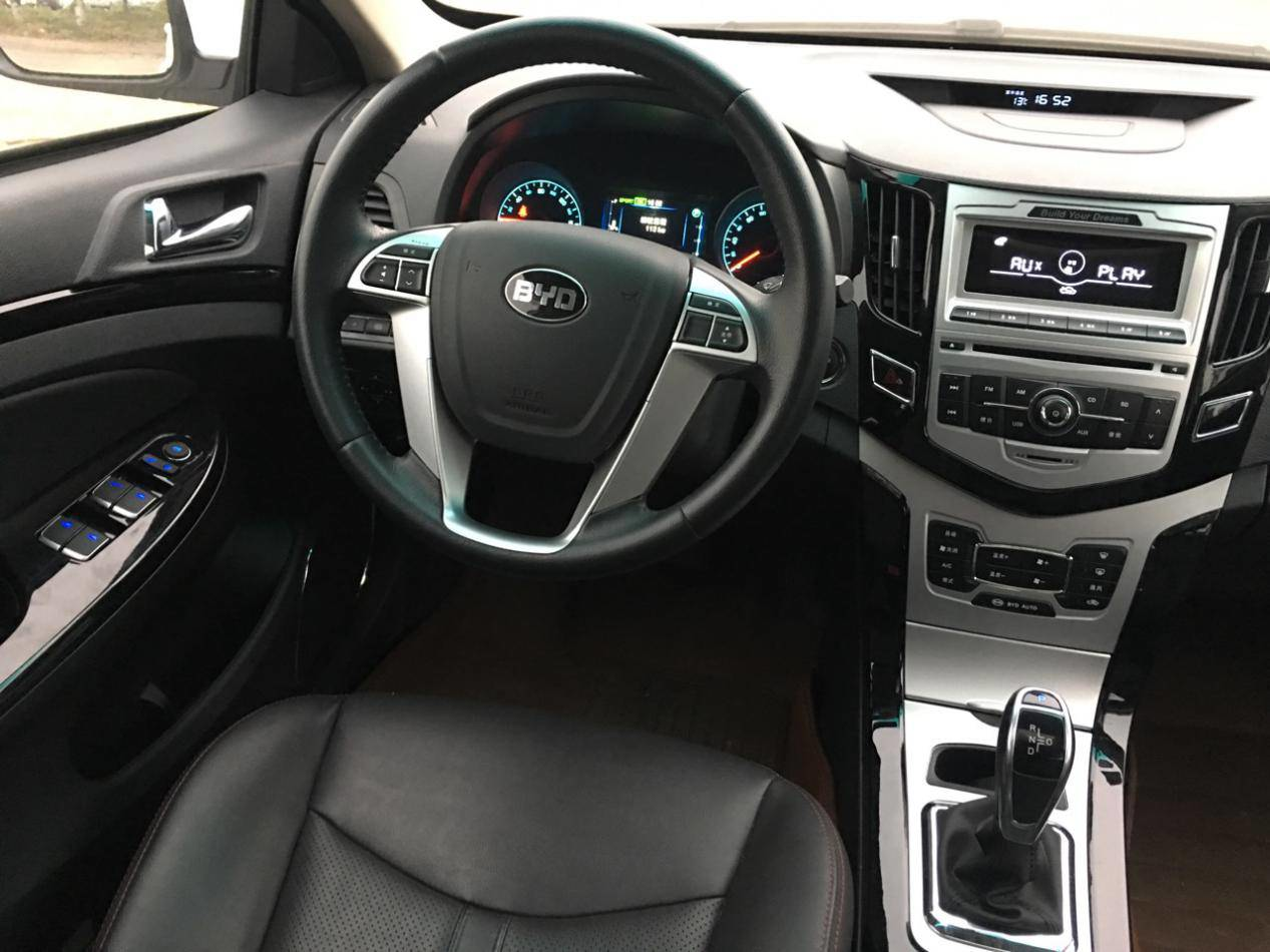 小鹏高端车__小鹏中大型suv