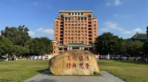 伊朗与沙特和解_伊朗总统访问沙特_