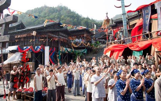 <strong>横店影视城演员公会“前景”考试现场</strong>