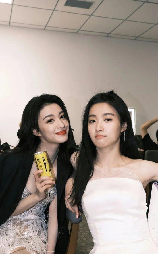 氧气头像女生_氧的头像_