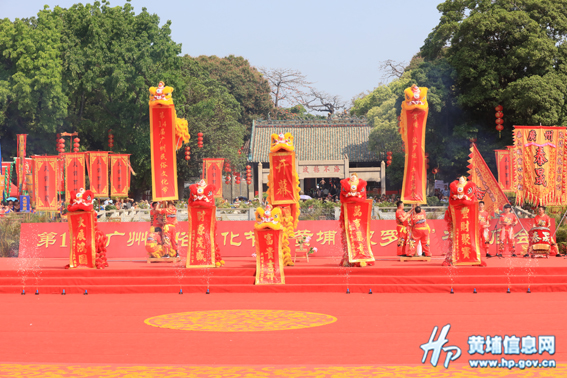 _恐袭事件嫌疑人企图向乌克兰方向逃脱，首批遇害者名单暂未发现中国籍人员_恐袭事件嫌疑人企图向乌克兰方向逃脱，首批遇害者名单暂未发现中国籍人员