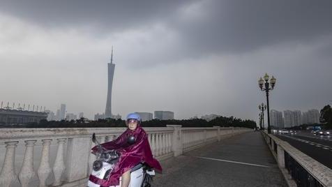 911恐袭十五周年_为法国恐袭祈祷图片_